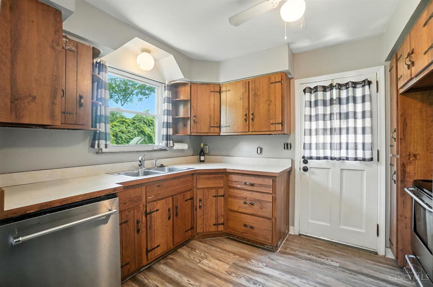 Property Photo: 5630 Karen Avenue OH 45248