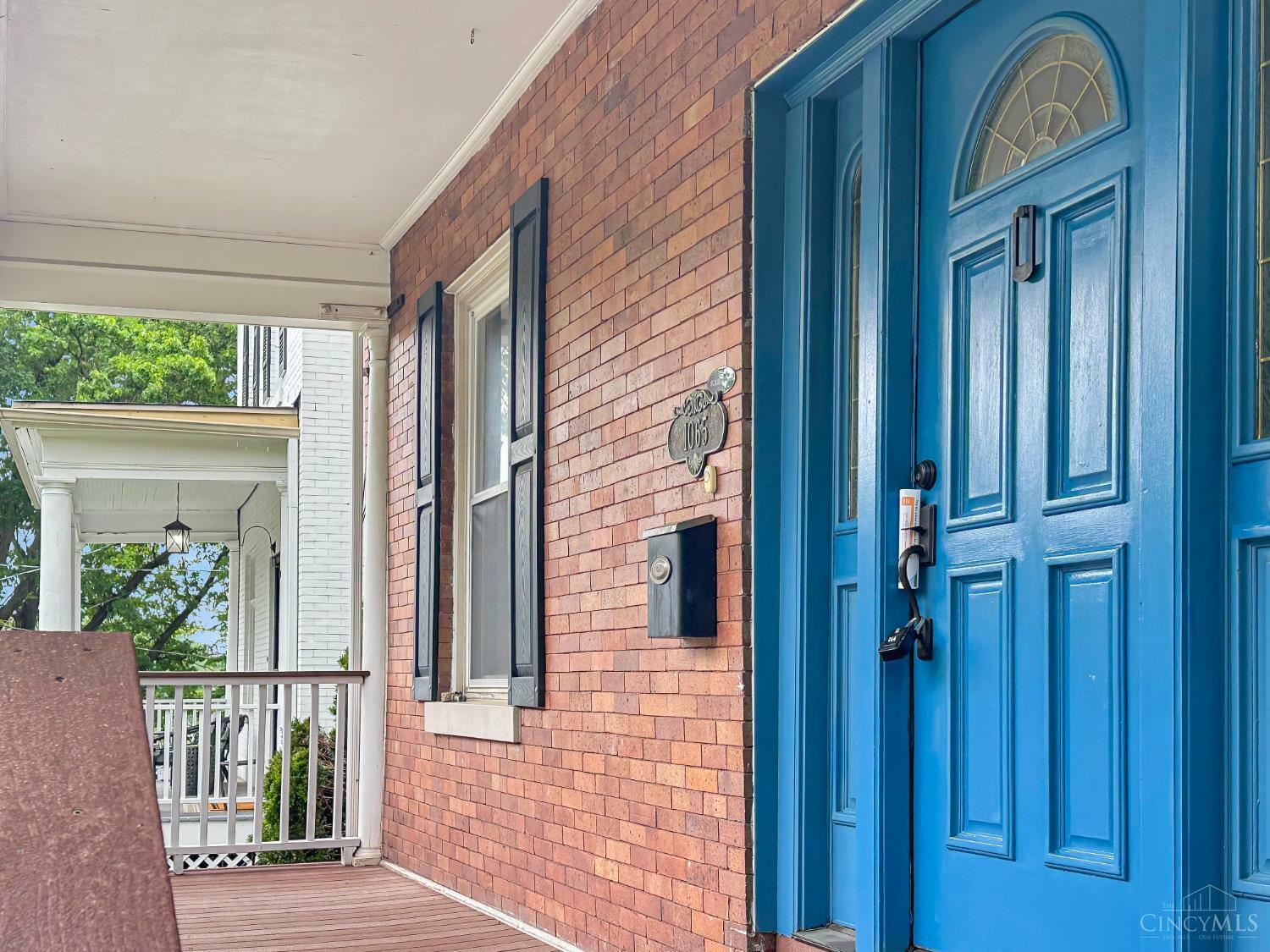 Property Photo:  1065 Delta Ave  OH 45208 