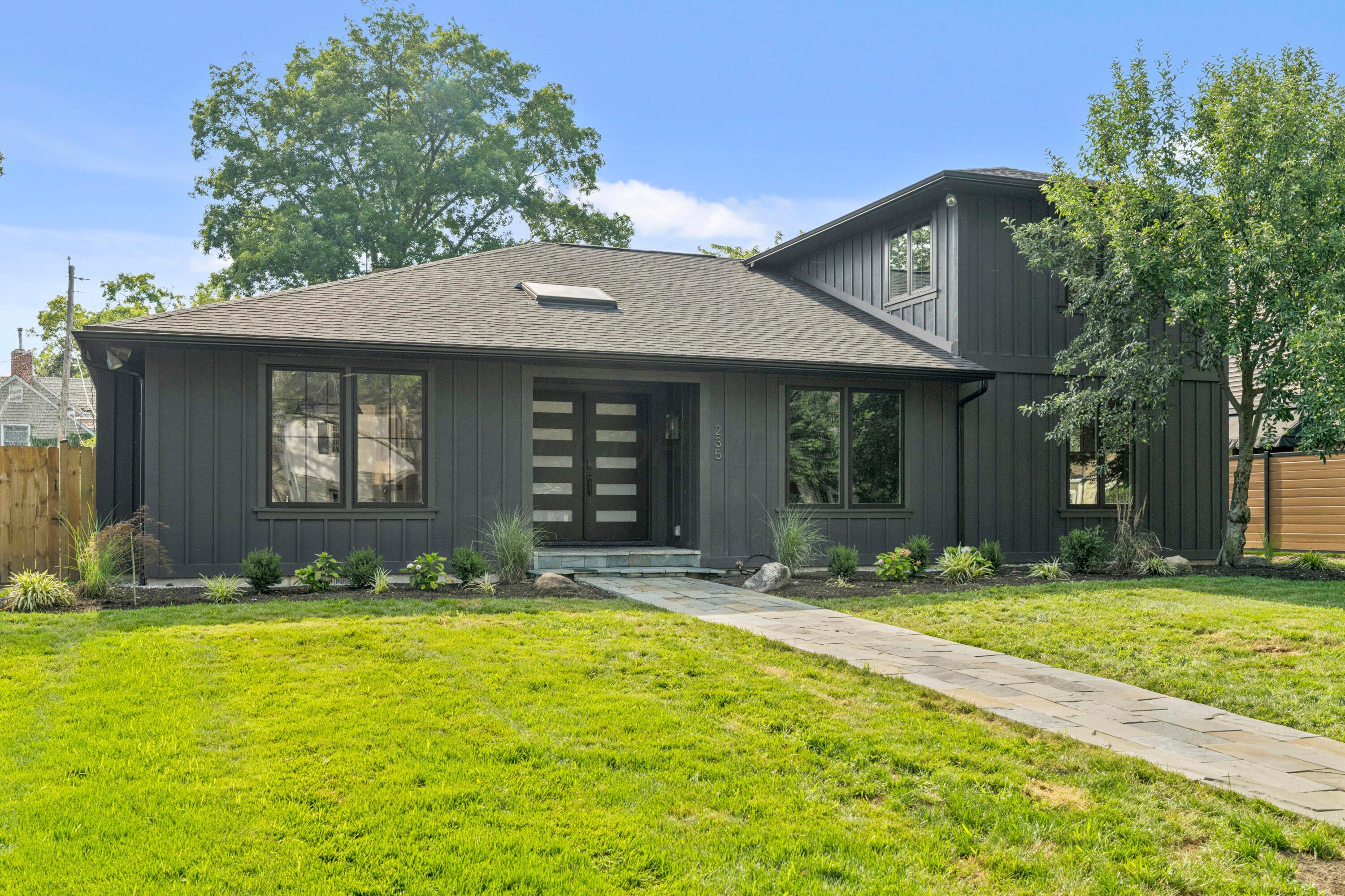 Property Photo: 235 S Stanwood Road OH 43209