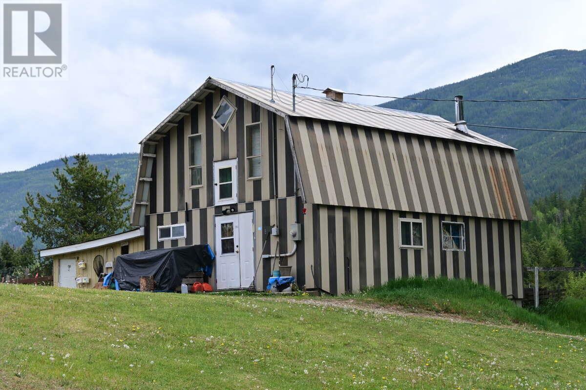 Photo de la propriété: 2165 Raven Road BC V1N 4S9
