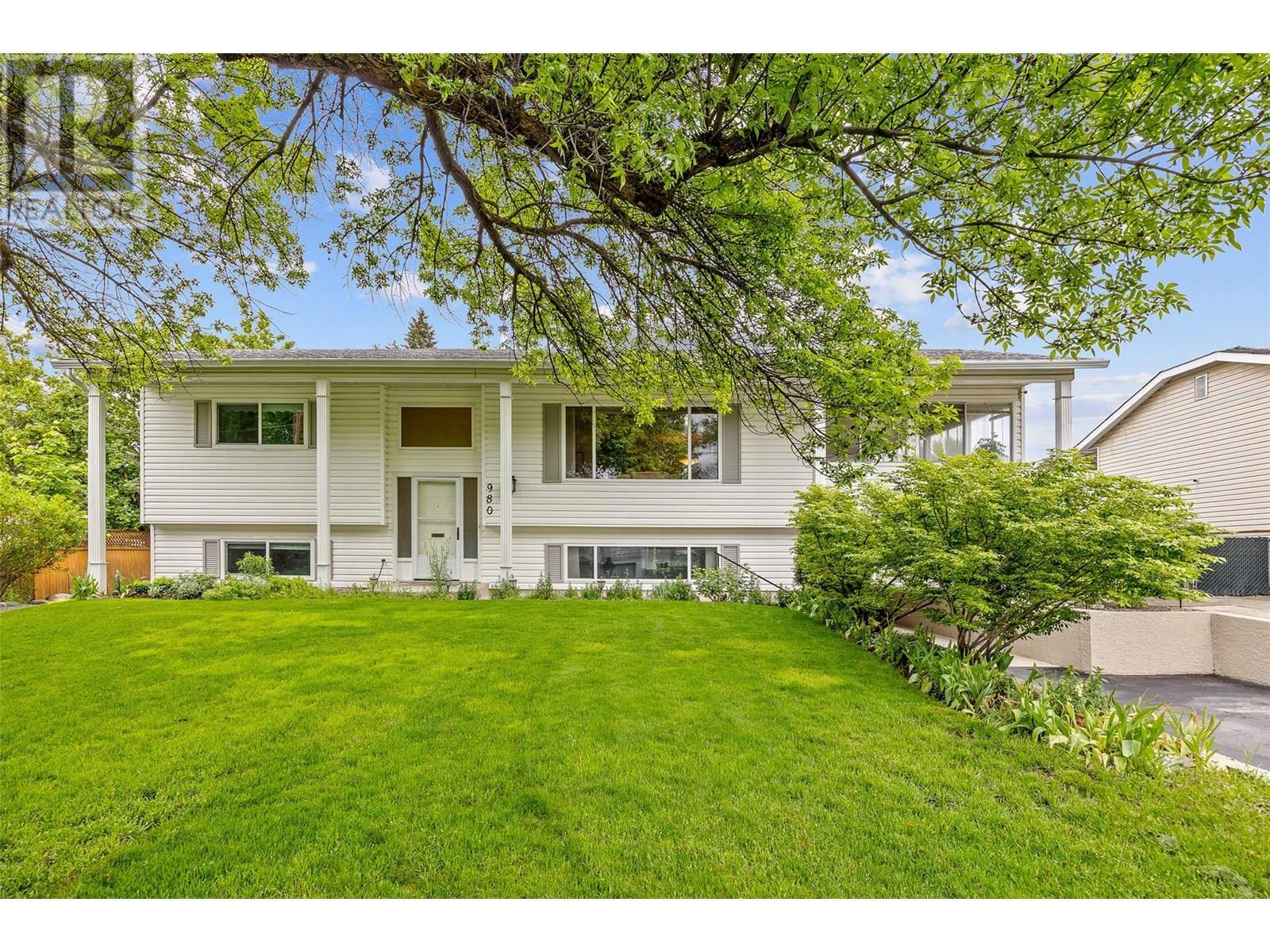 Property Photo: 980 Thompson Road BC V1X 3X1