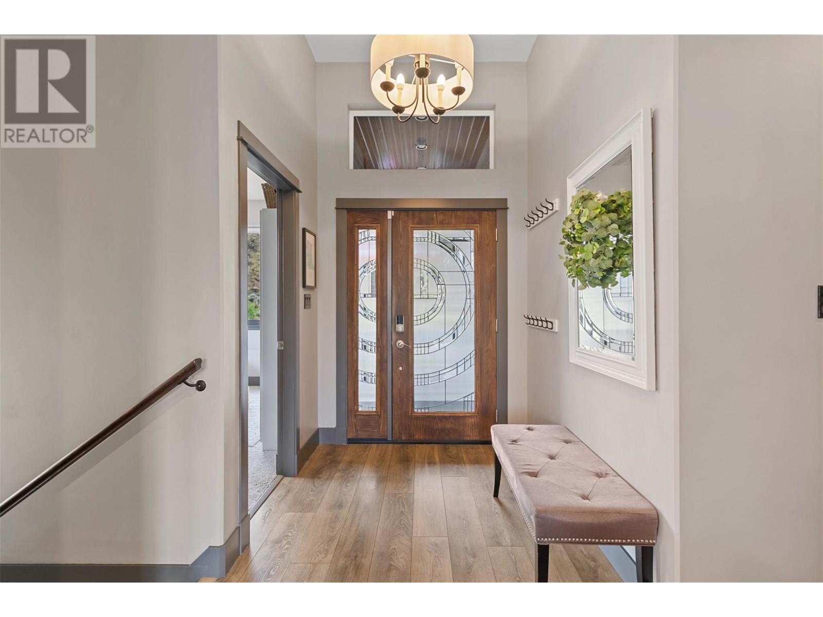 Property Photo:  950 Ida Lane 2  BC V2B 0C6 