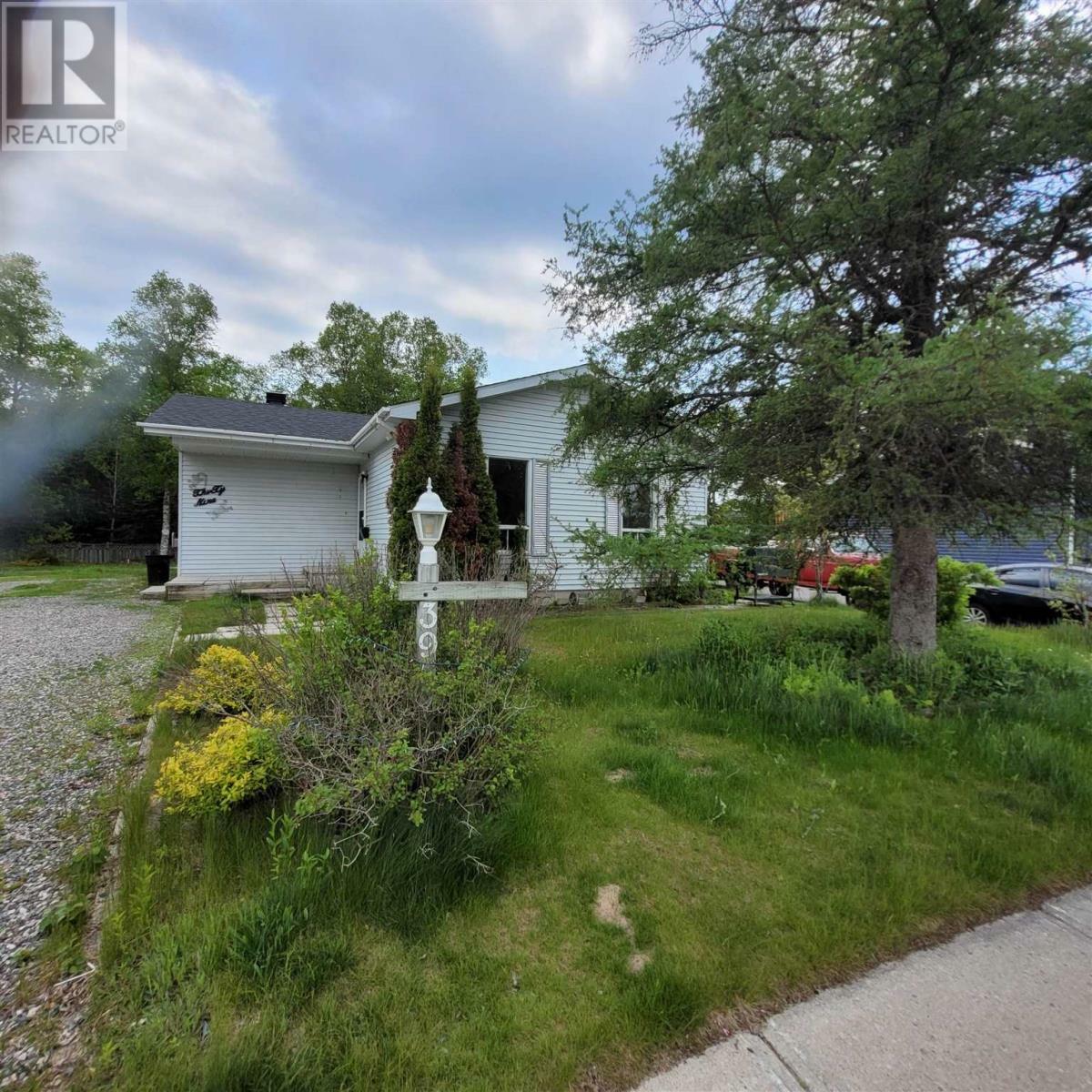 Photo de la propriété: 39 Poplar Ave ON P0T 2E0