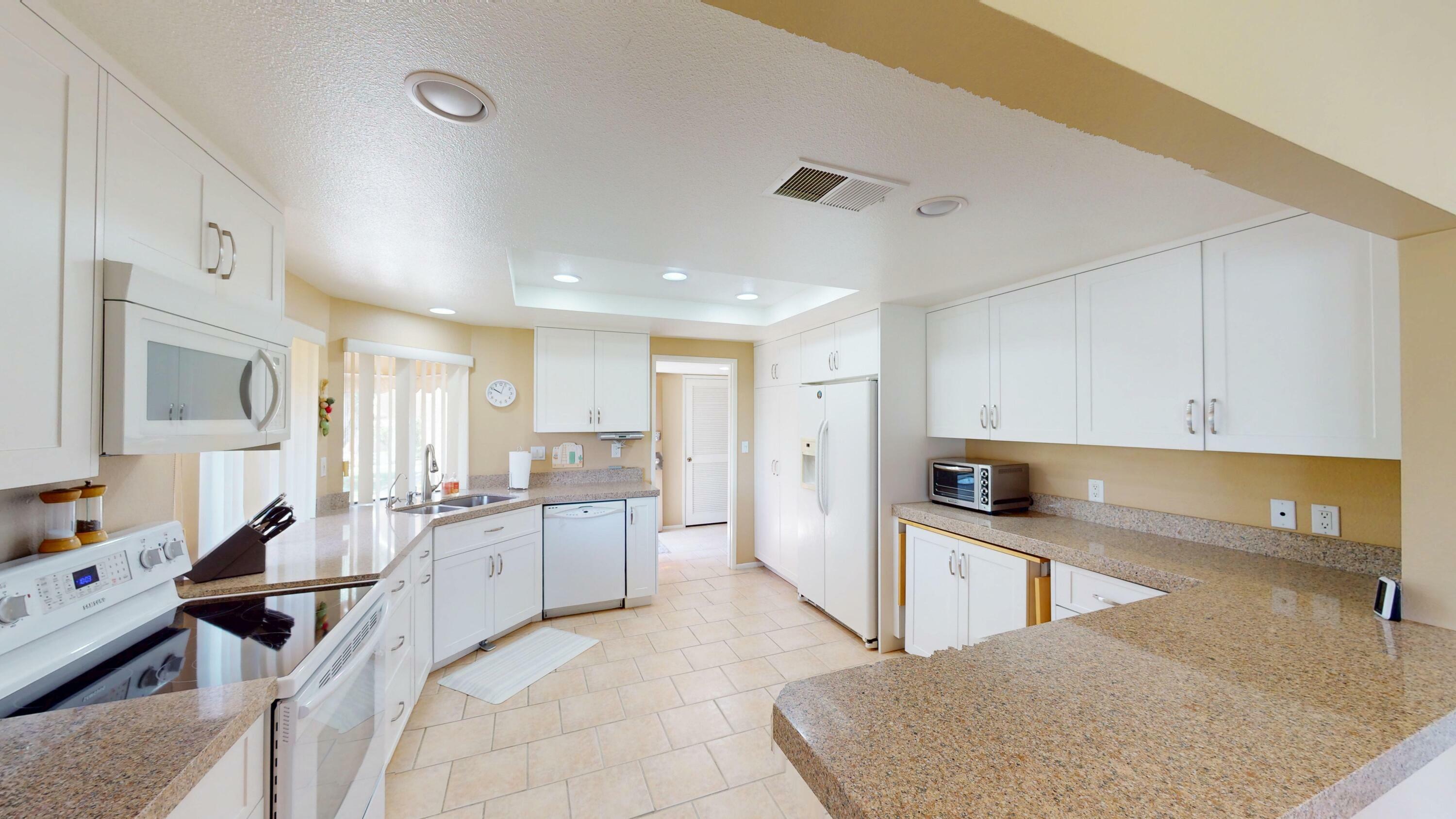 Property Photo: 72350 Rim Drive CA 92260