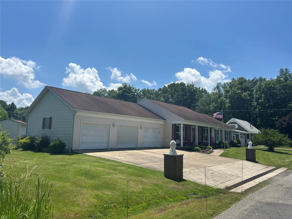 Property Photo:  10665 Center Avenue  PA 16316 