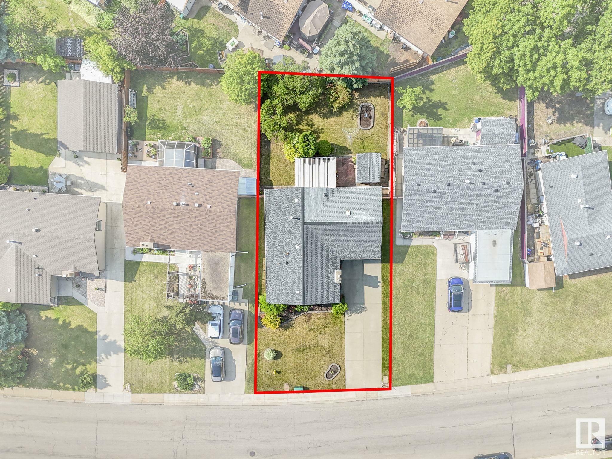 Property Photo: 513 Alder Avenue AB T8A 3J9