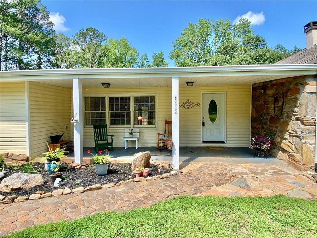 Property Photo: 7680 Banks Mill Road Road GA 30135