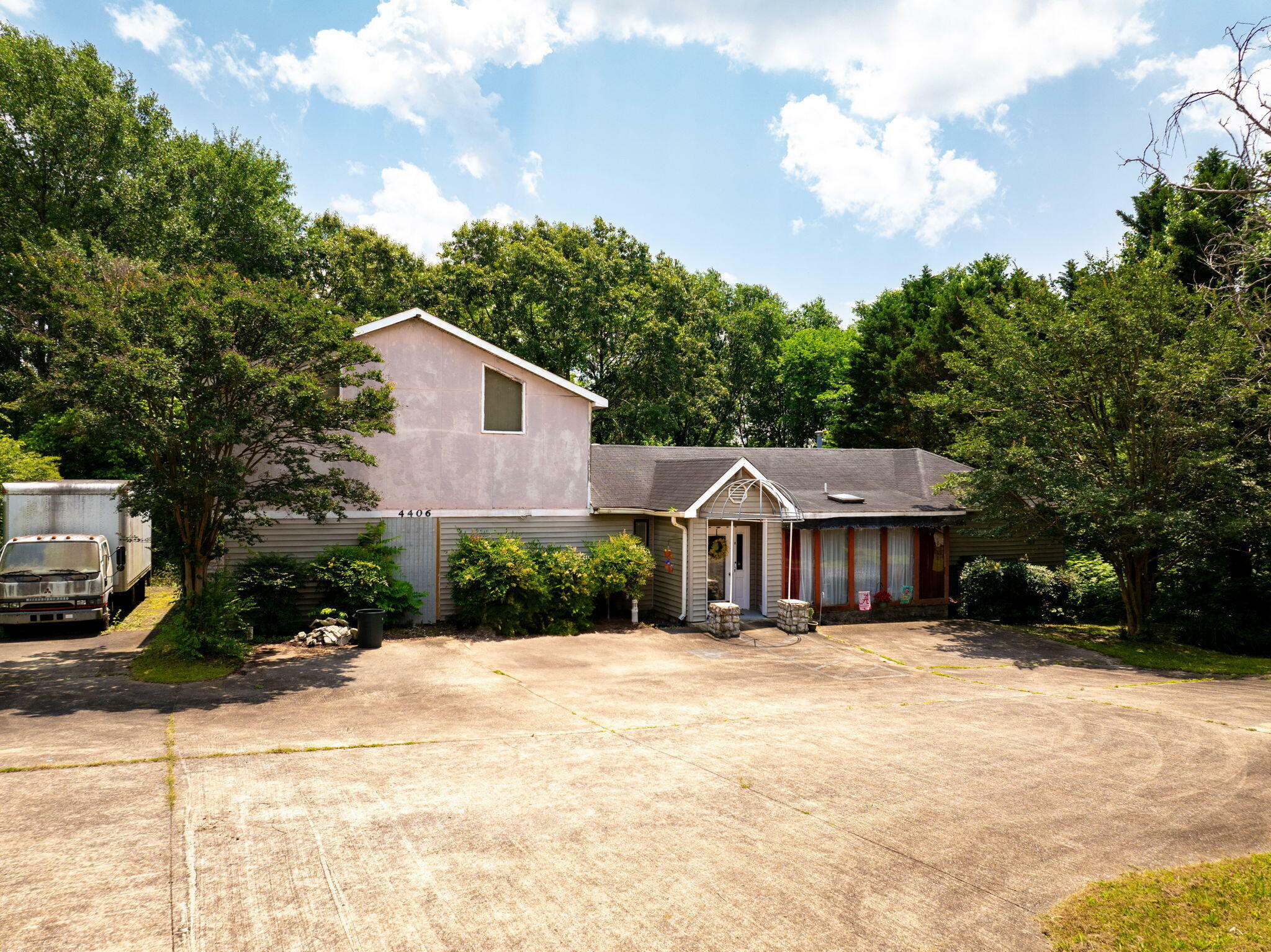 Property Photo: 4406 Shelborne Drive TN 37416
