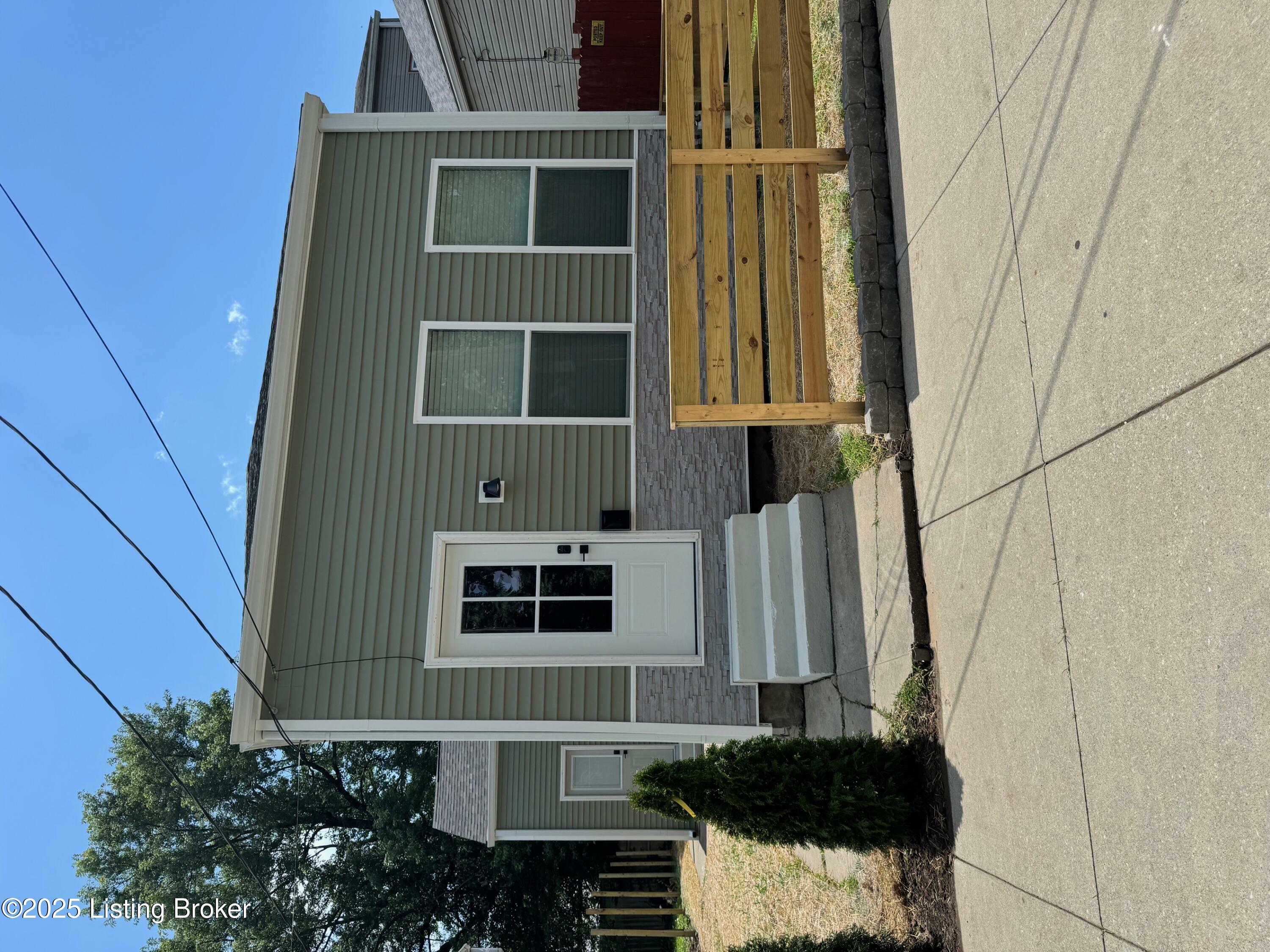 Property Photo: 1924 Portland Ave KY 40203