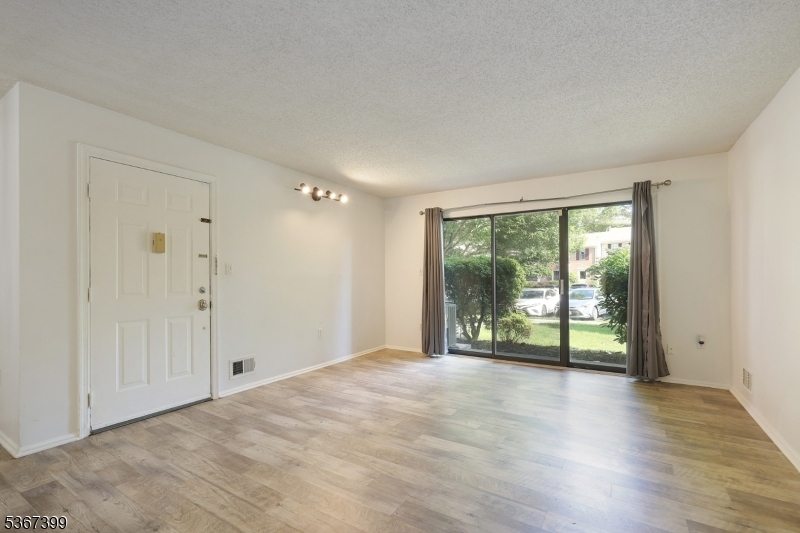 Property Photo: 136 Woodward Ln NJ 07920