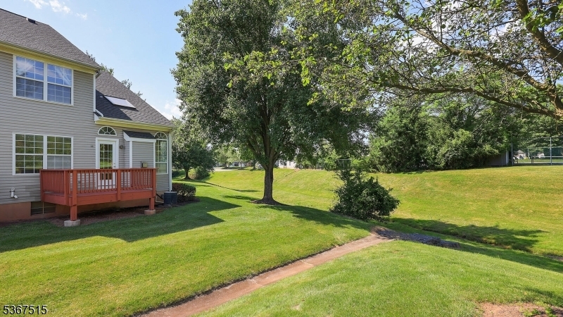 Property Photo:  85 Violet Ct  NJ 08889 