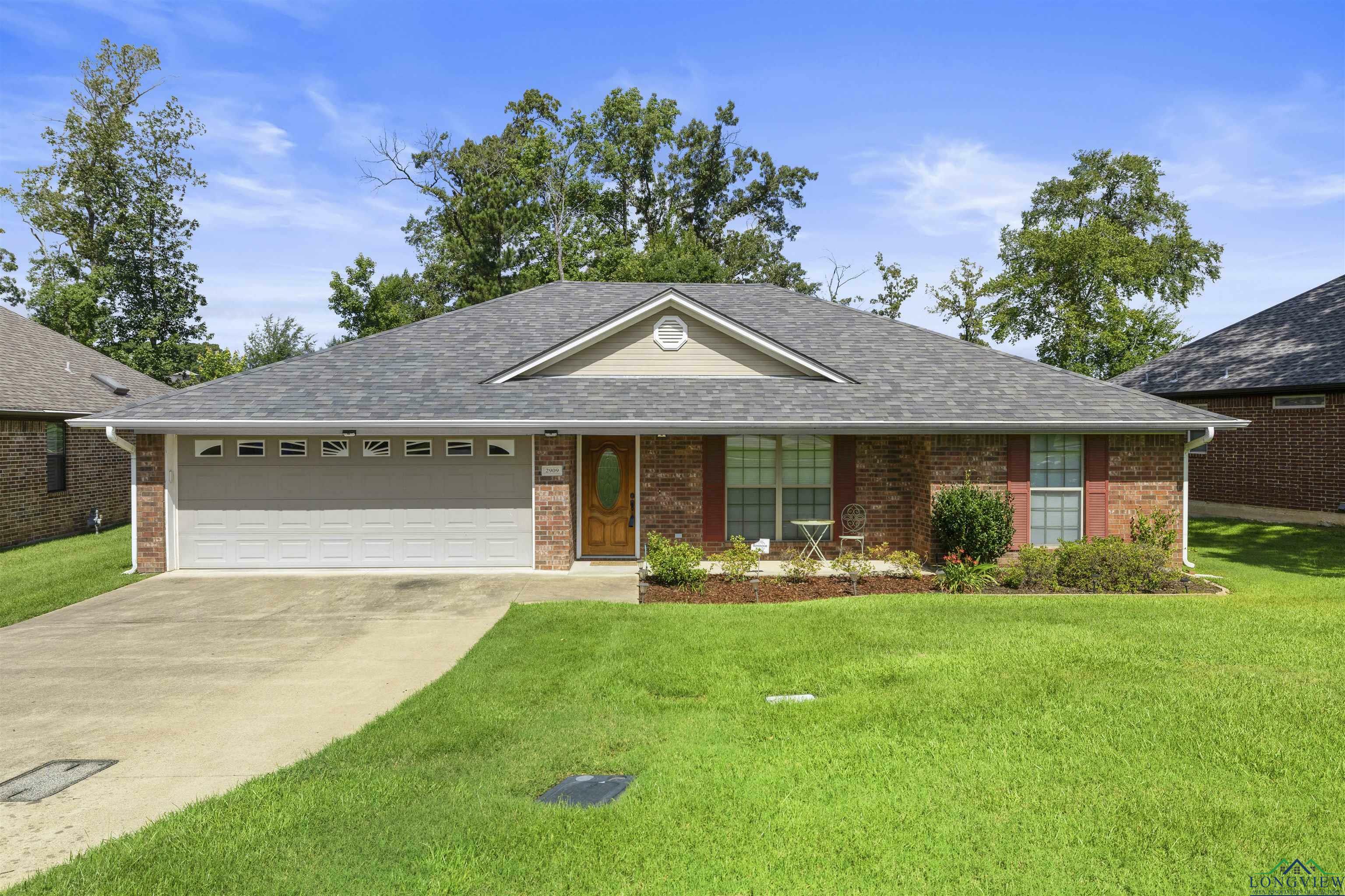 Property Photo: 2909 Celebration Way TX 75605