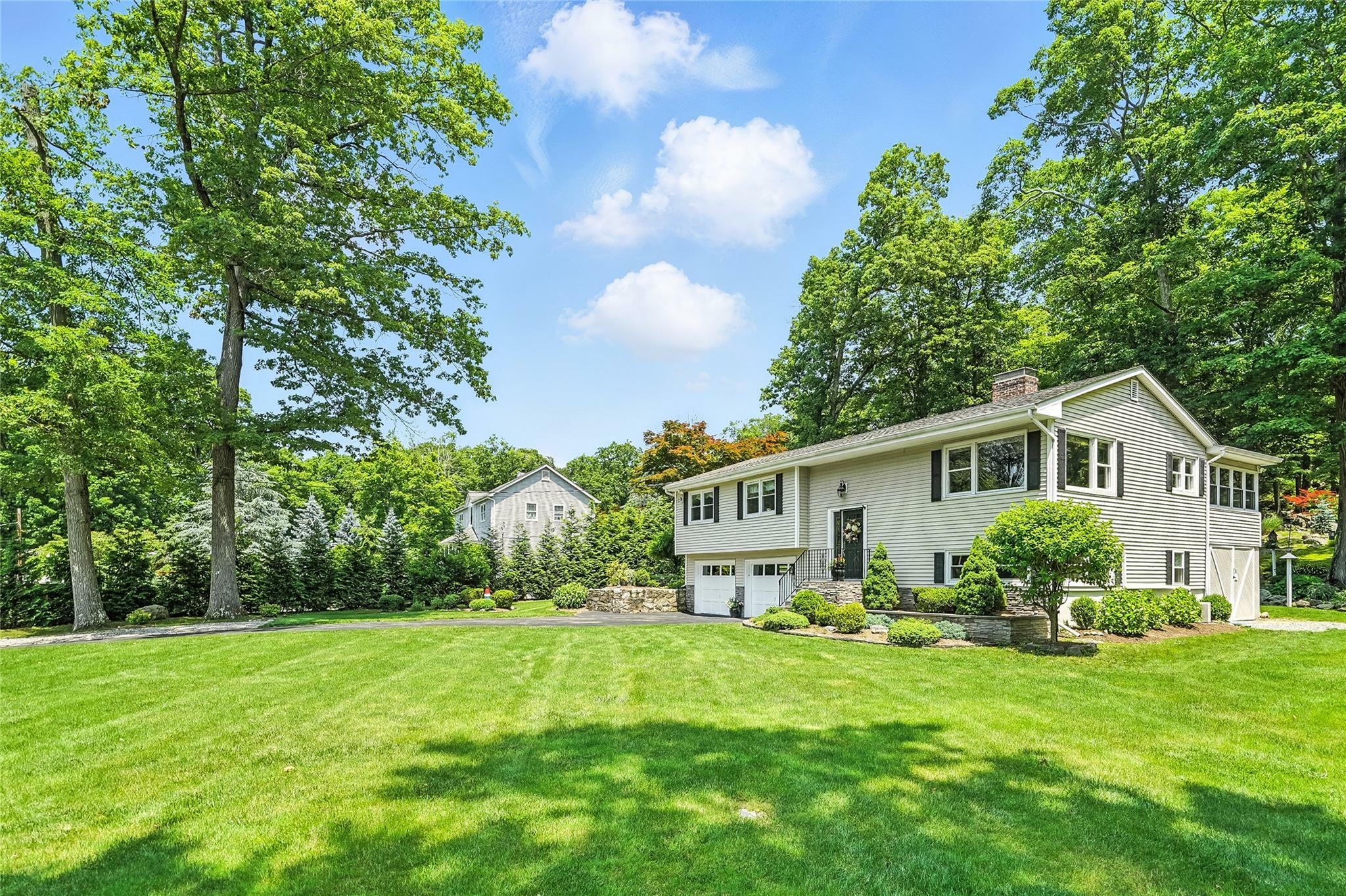 Property Photo: 69 Clove Brook Drive NY 10516