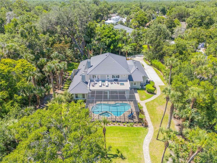 Property Photo: 6325 Palmas Bay Circle FL 32127