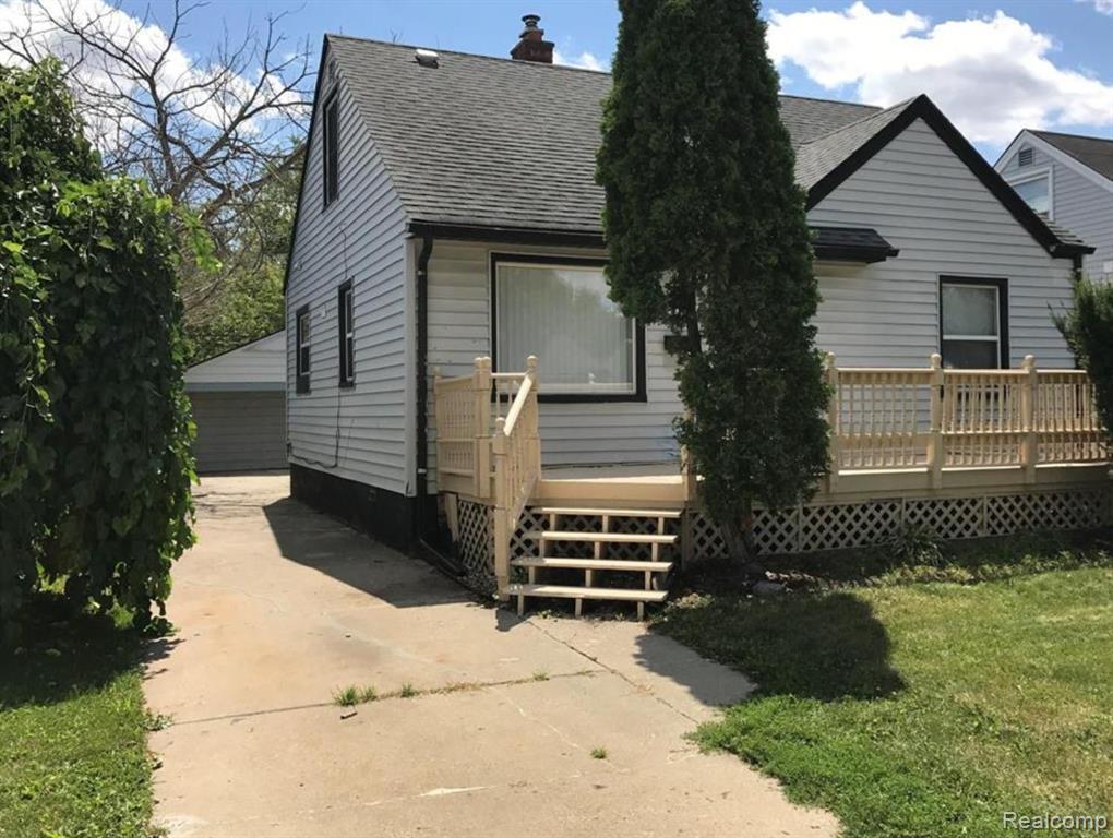 Property Photo:  11096 Jewett Avenue  MI 48089 1704 