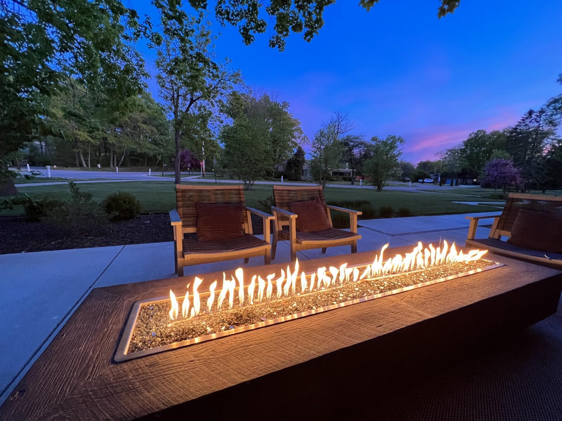 Property Photo: 6805 N Lake Dr WI 53217