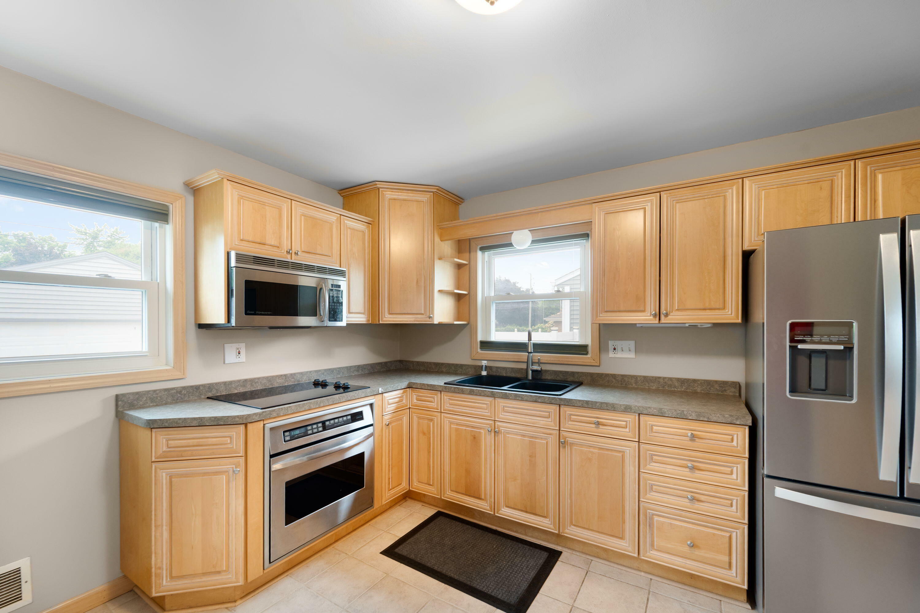 Property Photo: 1325 Blake Ave WI 53172