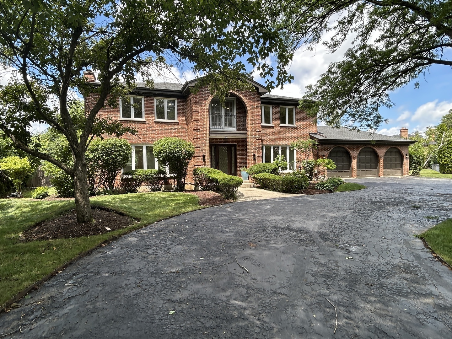 Property Photo: 2005 Keats Lane IL 60035