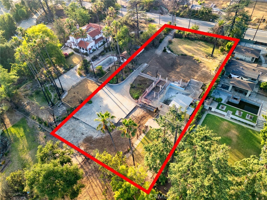 Property Photo: 1540 E Altadena Drive CA 91001