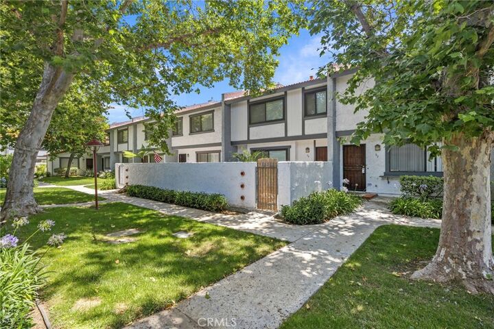 1910 W Palmyra Avenue 94  Orange CA 92868 photo