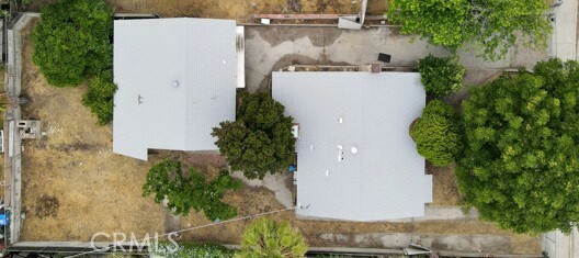 Property Photo: 15220 Saticoy Street CA 91405