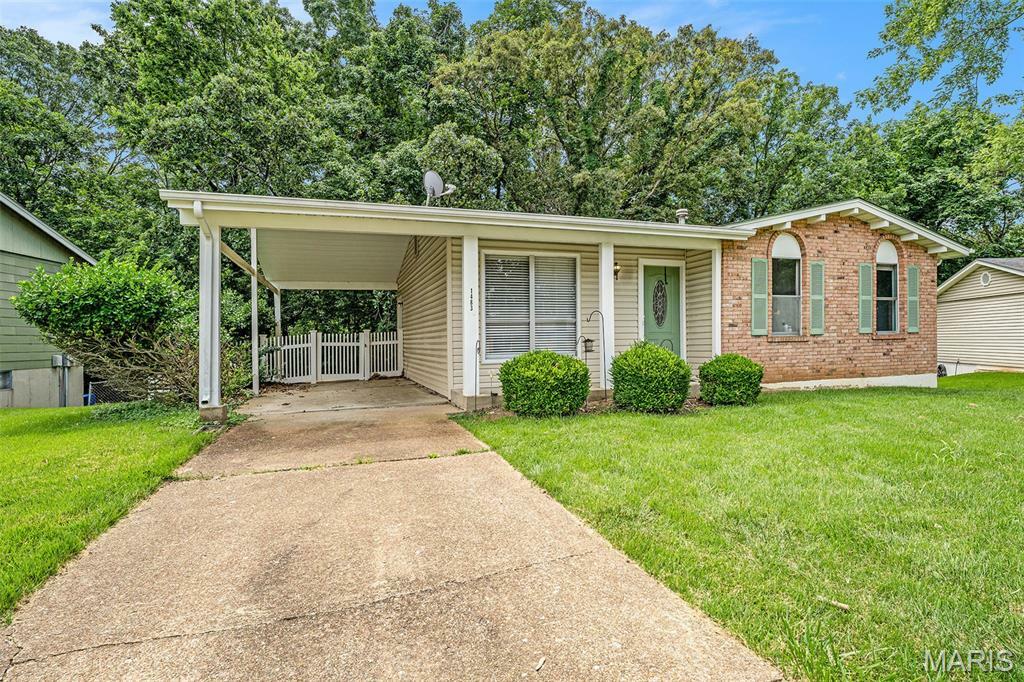 Property Photo: 1483 Noche Court MO 63026