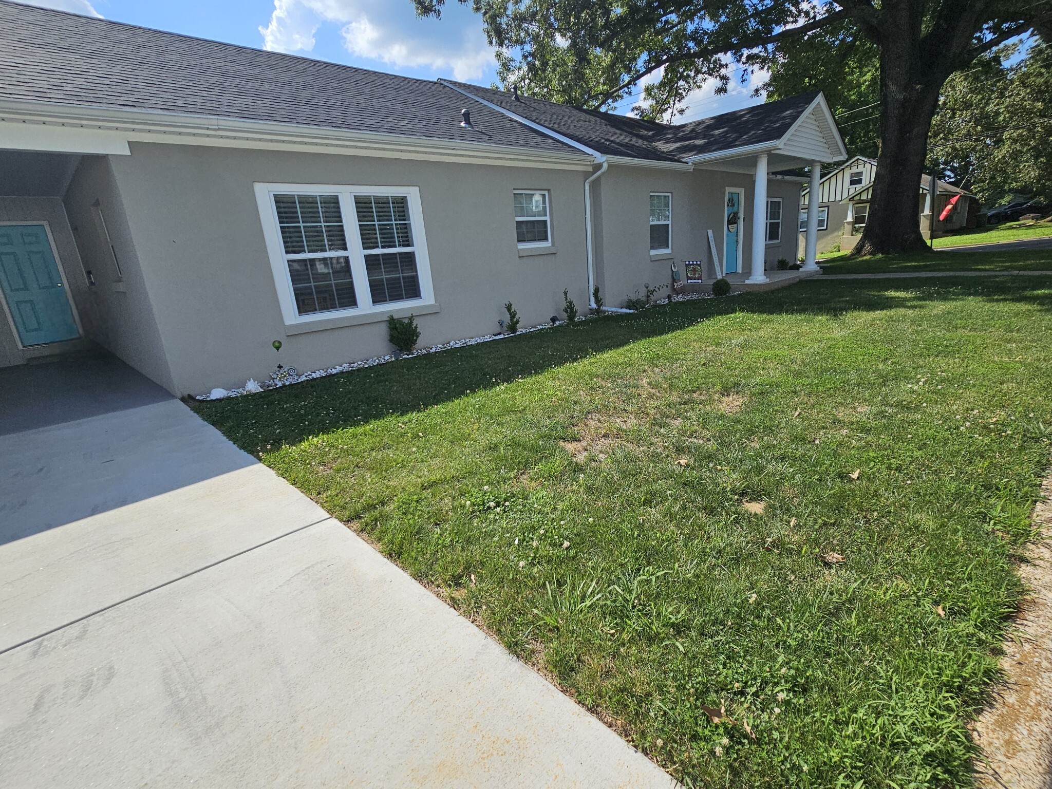 Property Photo: 815 1st Ave TN 38464