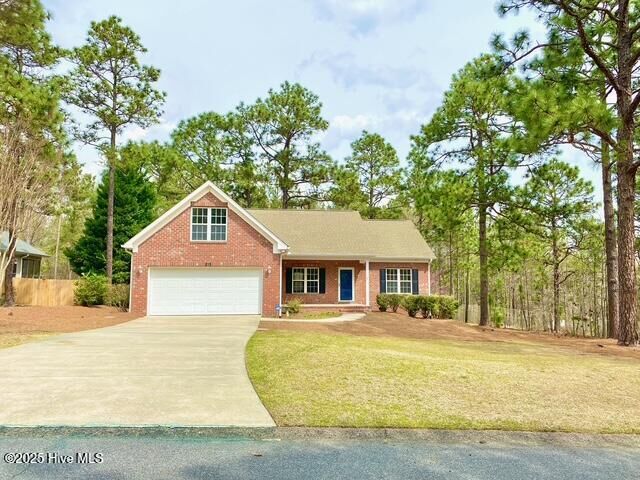 Property Photo:  215 Kingswood Circle  NC 28374 