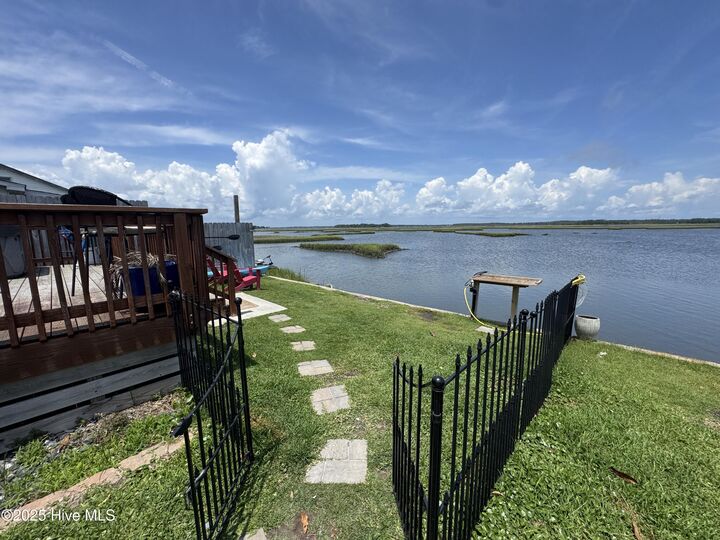 123 Cedar Point Boulevard  Cedar Point NC 28584 photo