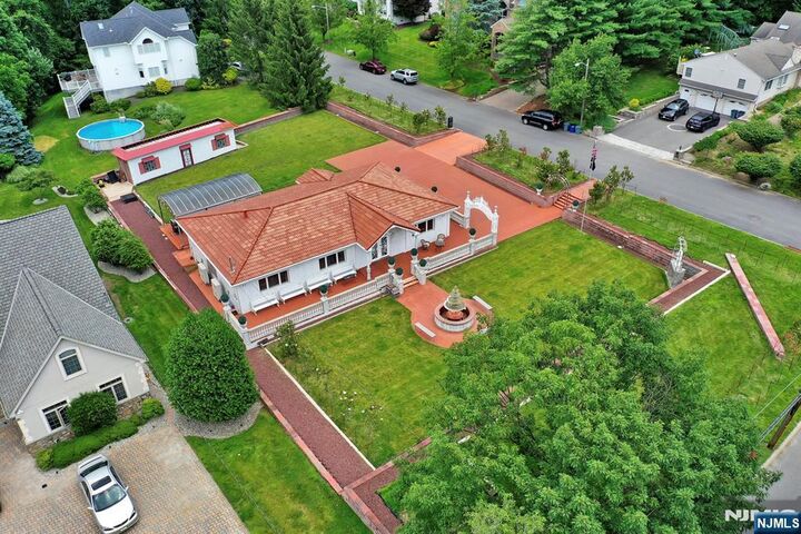 85 Francisco Avenue  Little Falls NJ 07424 photo