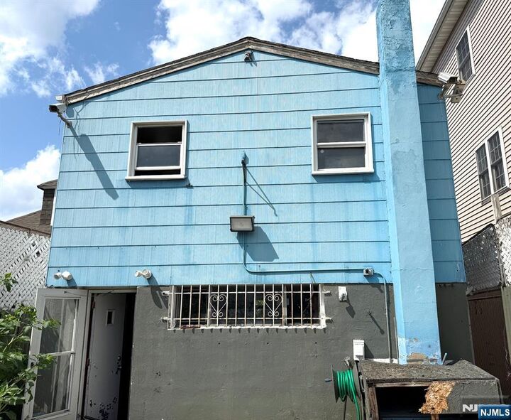 Property Photo: 1437 Gehr Place NJ 07047