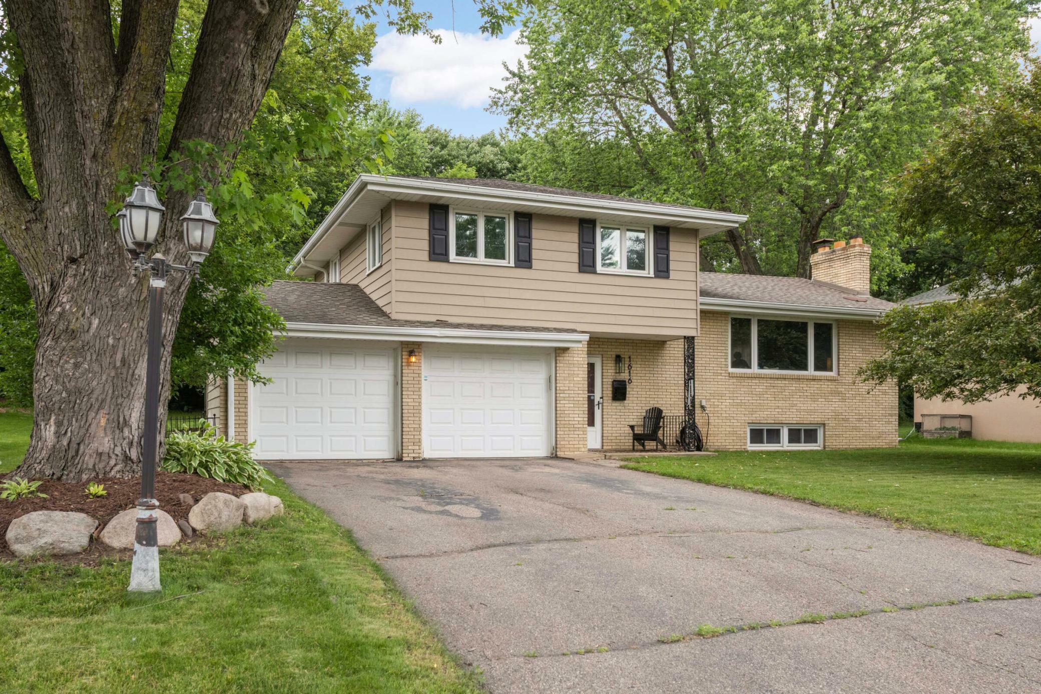 1616 Texas Avenue S  Saint Louis Park MN 55426 photo