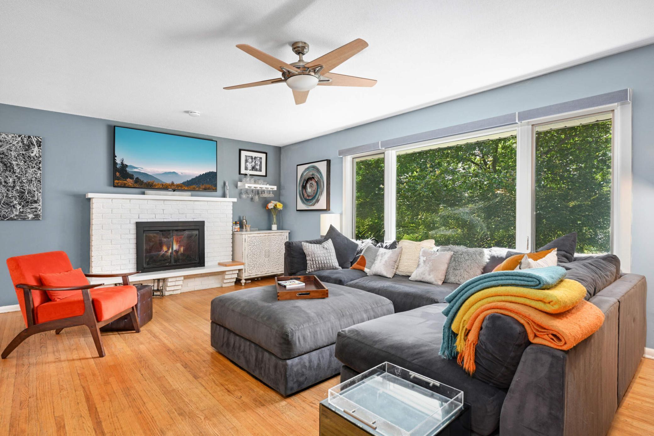 Property Photo: 1616 Texas Avenue S MN 55426