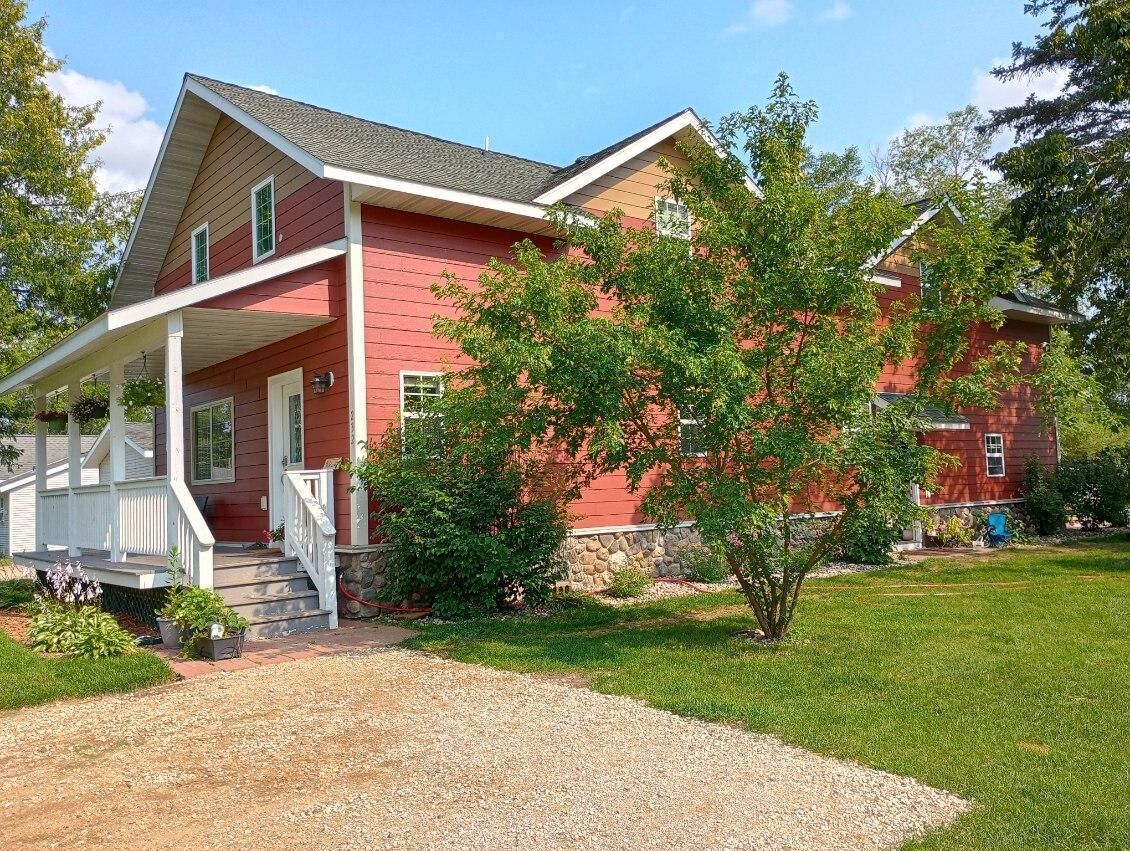 Property Photo:  232 2nd Street NW  MN 56464 