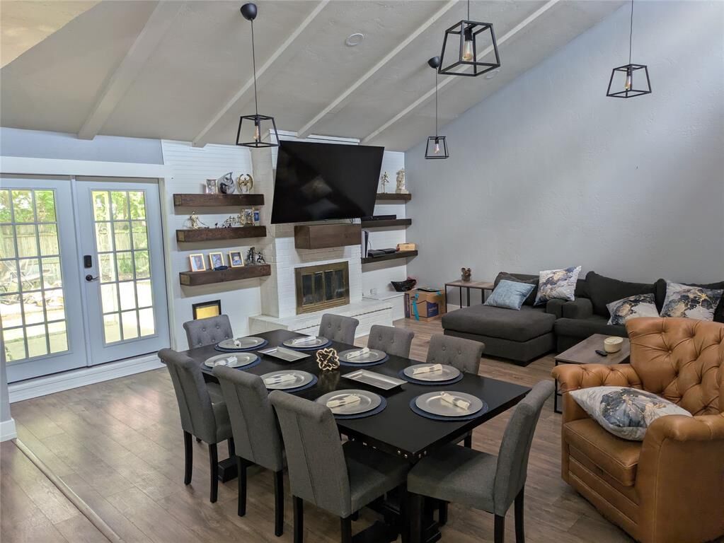 Property Photo:  2507 Carriage Place  TX 76014 