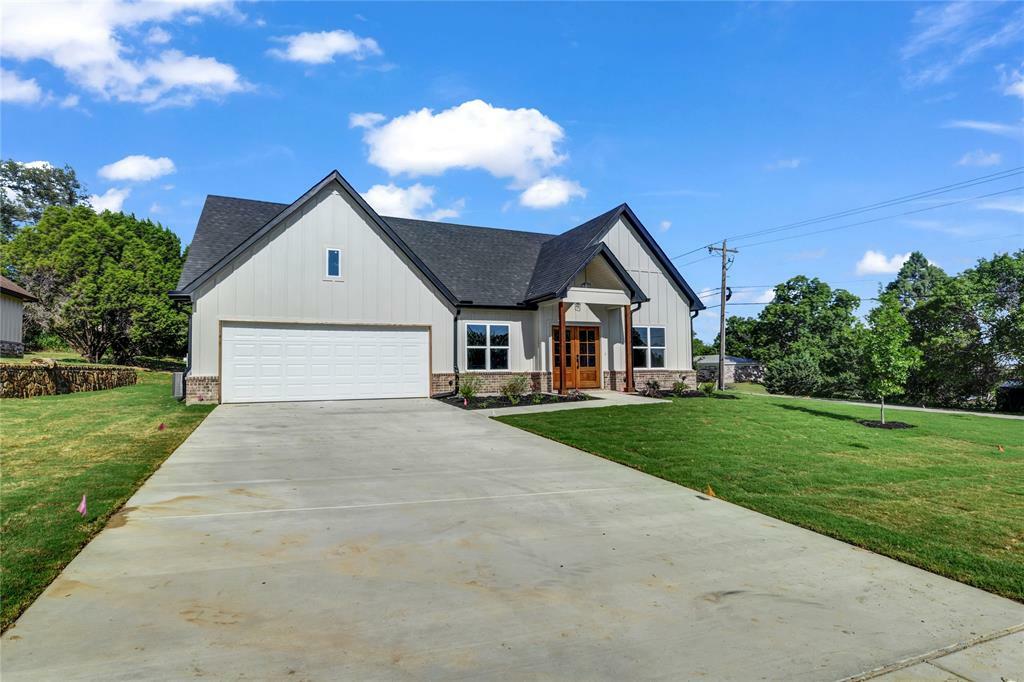 Property Photo: 1600 Franklin Street TX 76086