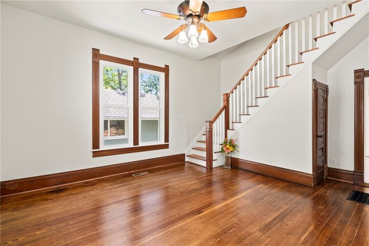 Property Photo:  506 E Ashley Street  AR 72761