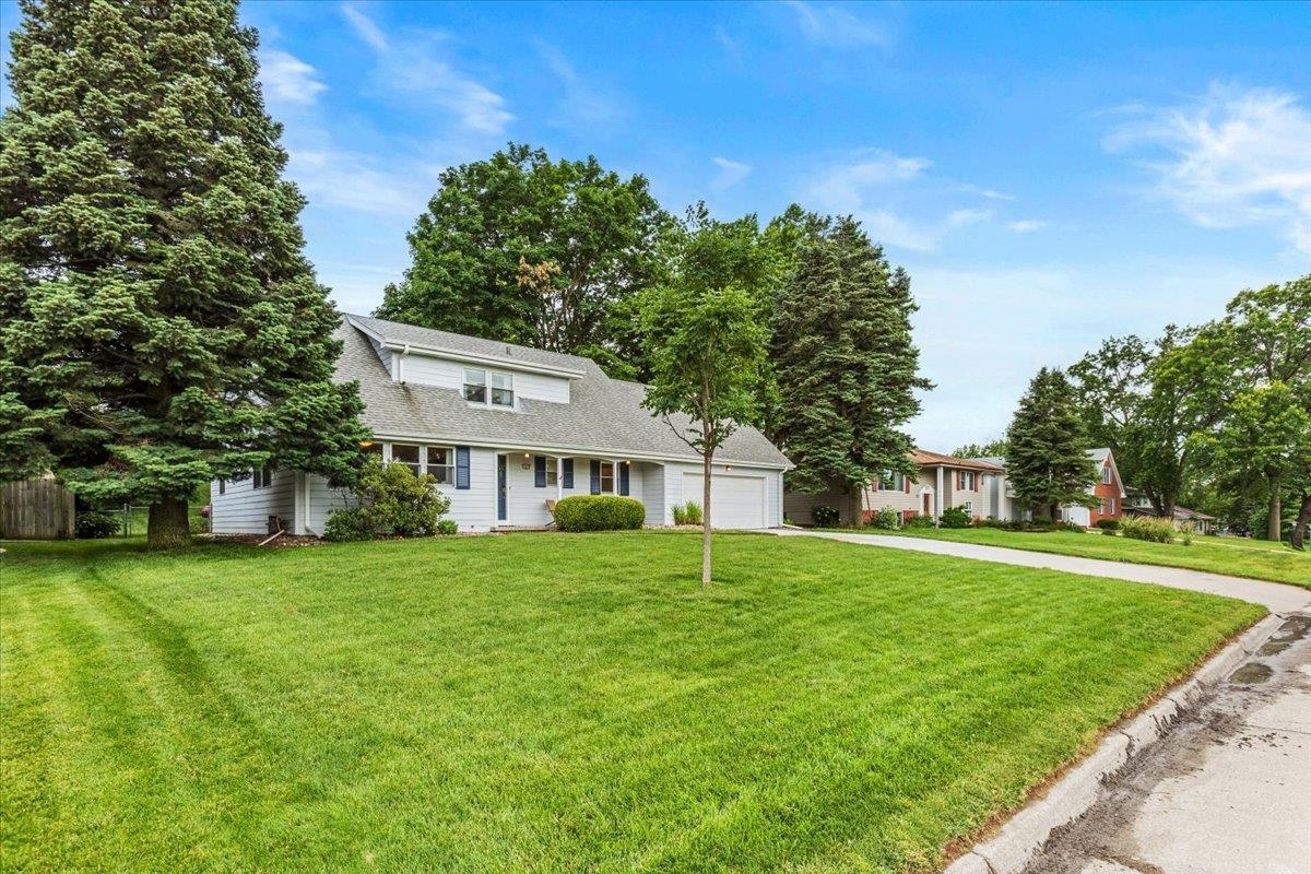 Property Photo: 12079 Westover Road NE 68154
