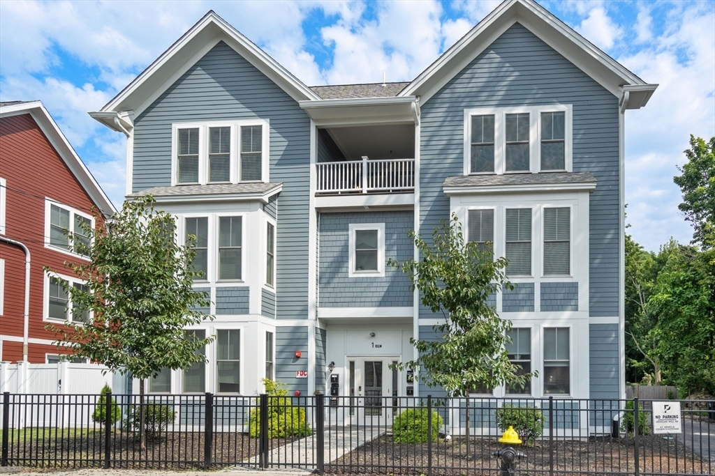 Property Photo:  1 Elm St 4  MA 02122 