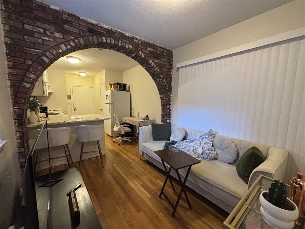 Property Photo: 99 Hudson 2C MA 02111