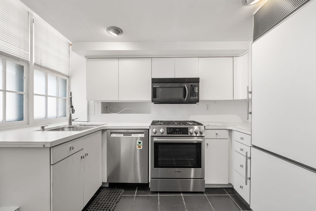Property Photo:  93 W Cedar A  MA 02114 