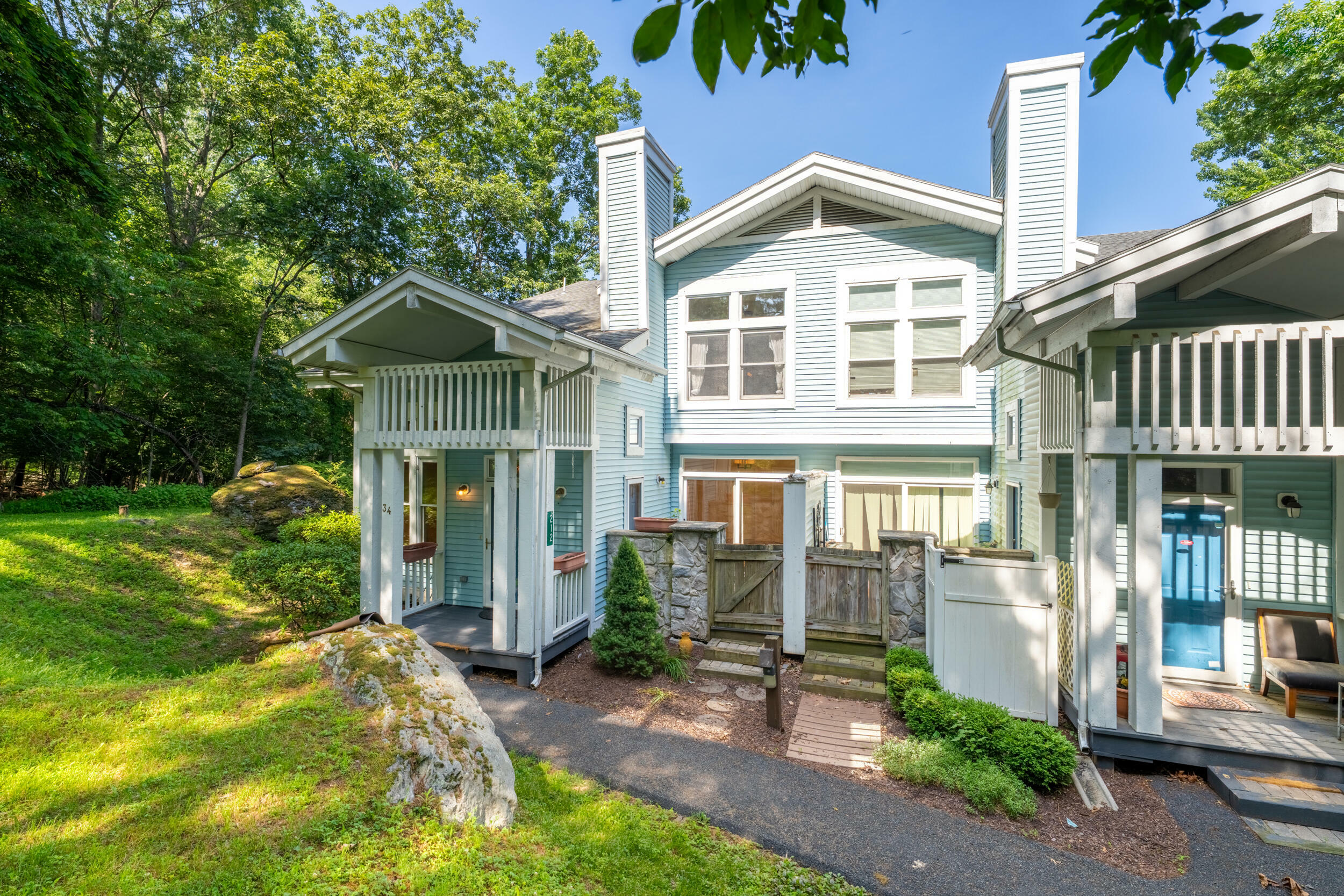 Property Photo: 212 Abbington Drive PA 18302