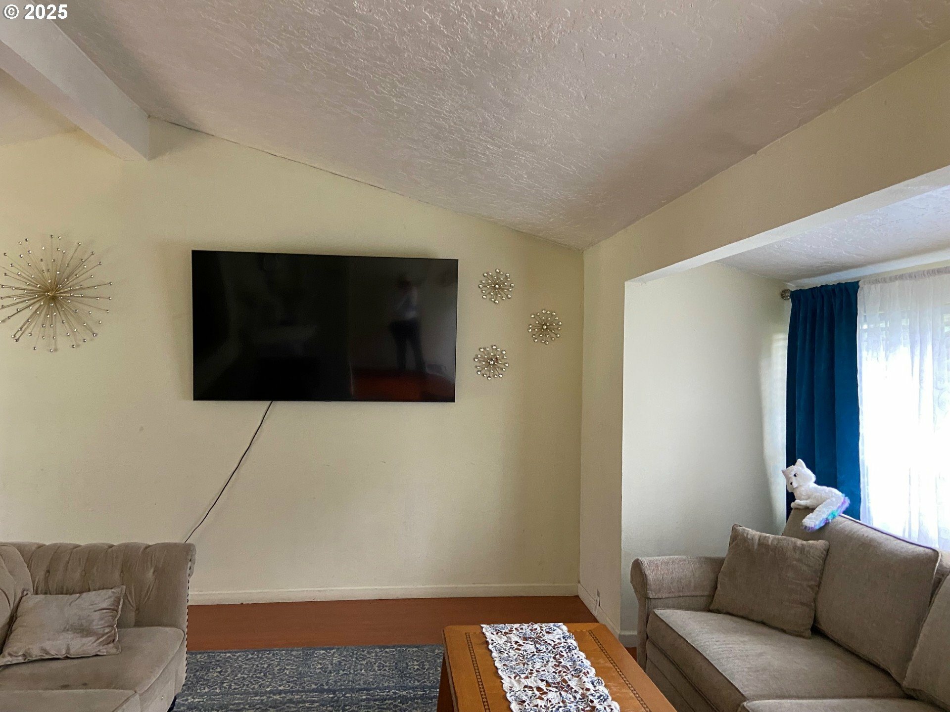 Property Photo: 14407 SE Stephens St OR 97233