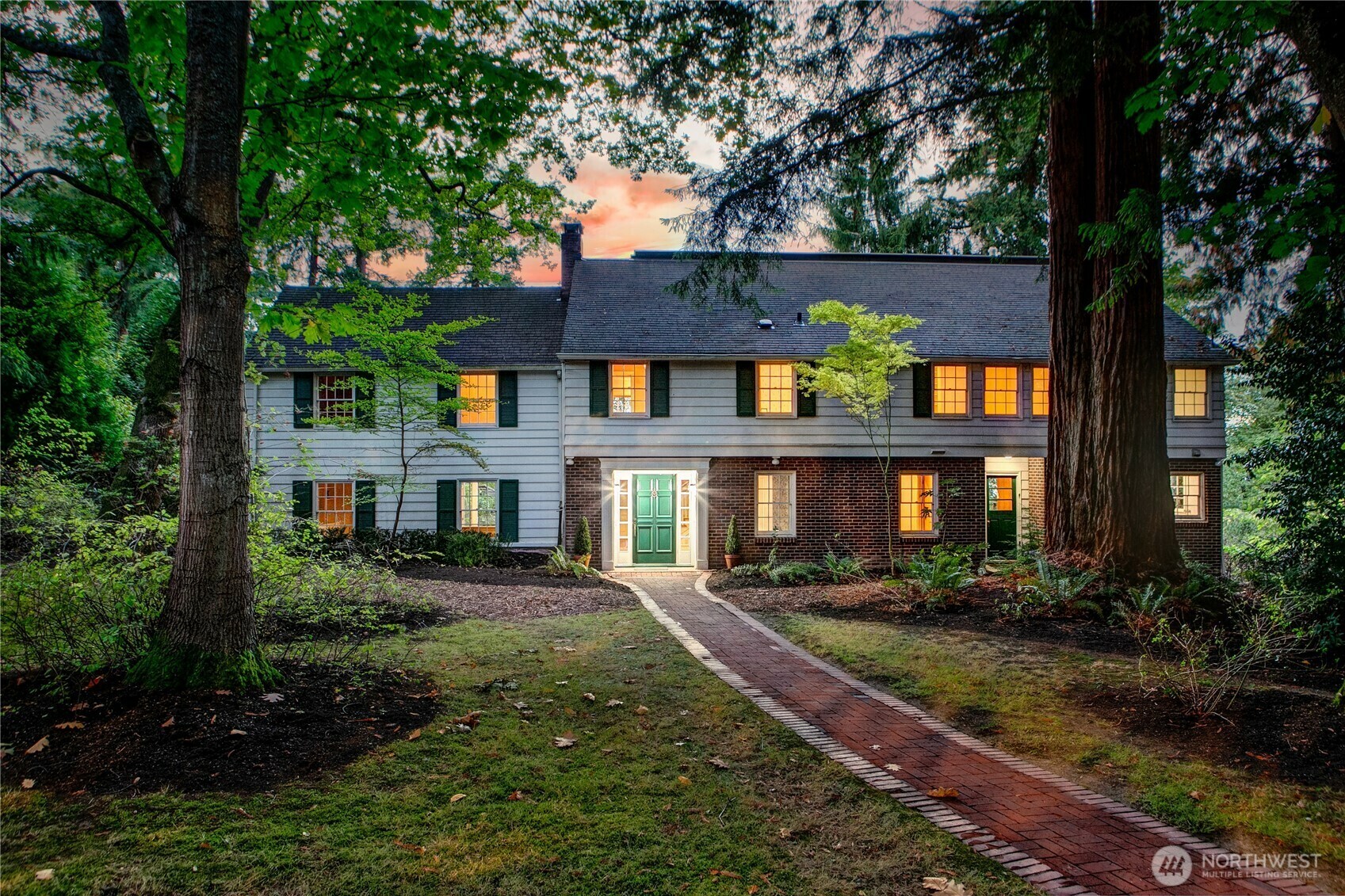 Property Photo: 2425 Evergreen Point Road WA 98039