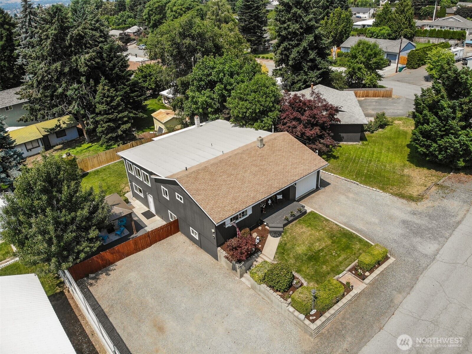 Property Photo:  1598  Tedford Street SE  WA 98802 