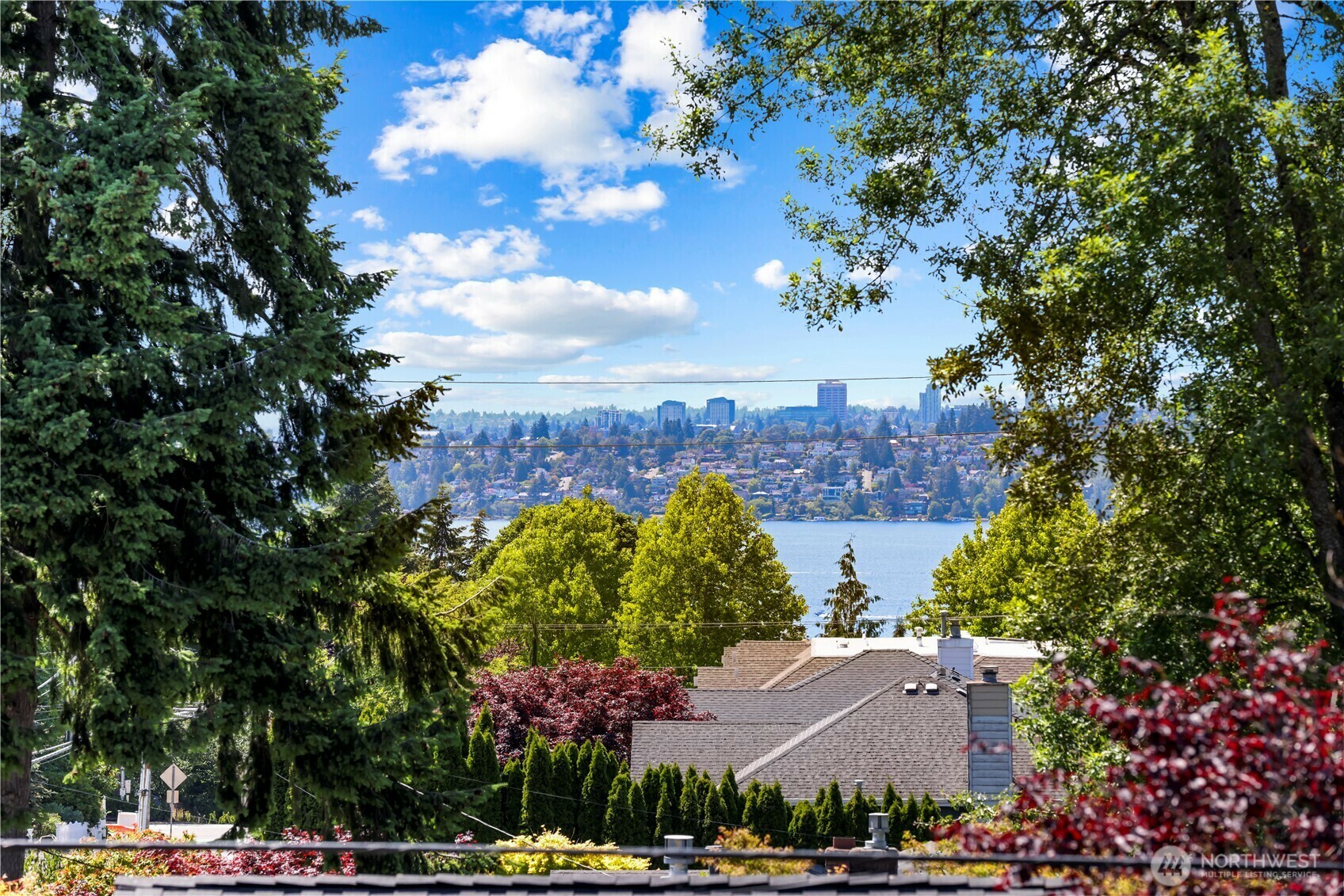 Property Photo: 6004 111th Avenue NE WA 98033