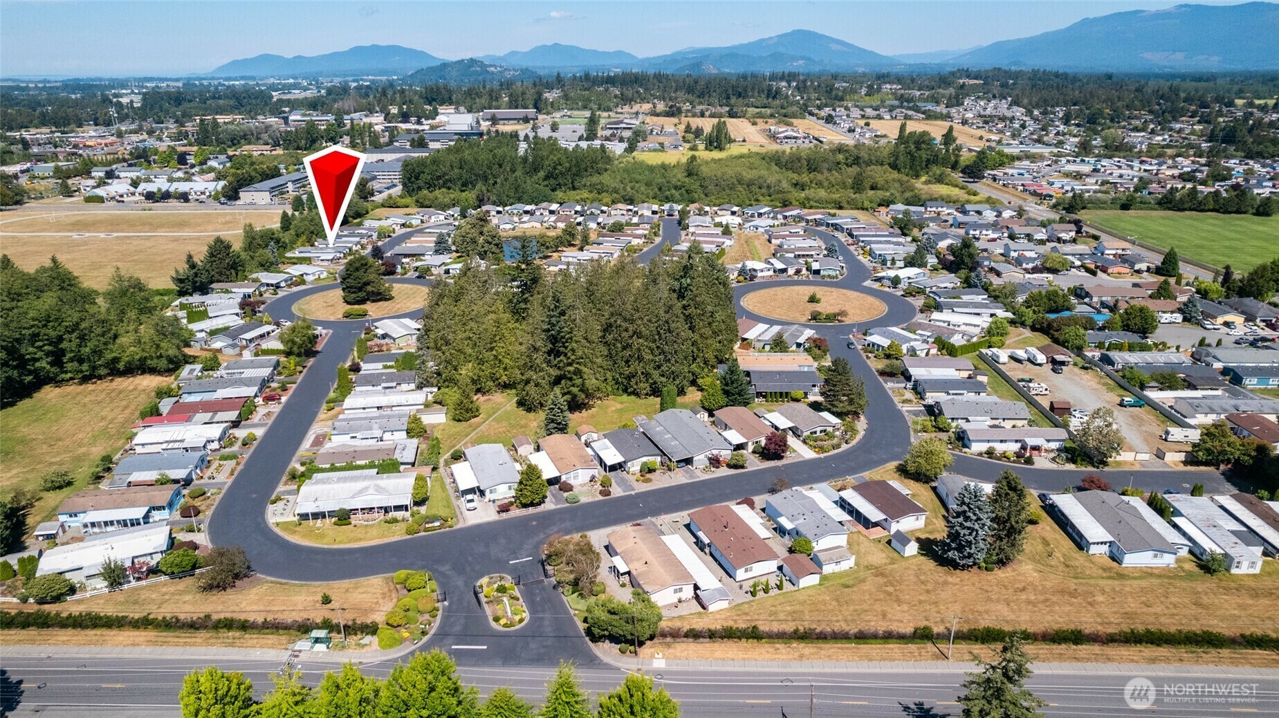 Property Photo: 2725 E Fir 74 WA 98273
