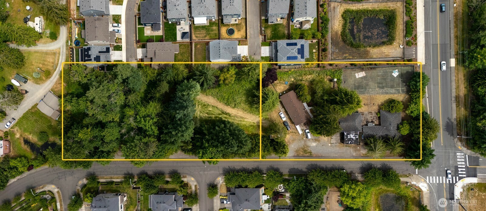 Property Photo: 11604 SE 304th Street WA 98092