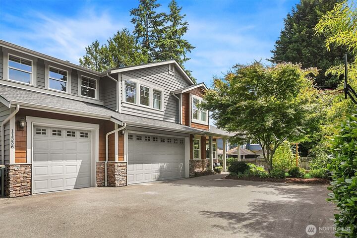 Property Photo:  11336  17th Avenue NE  WA 98125 