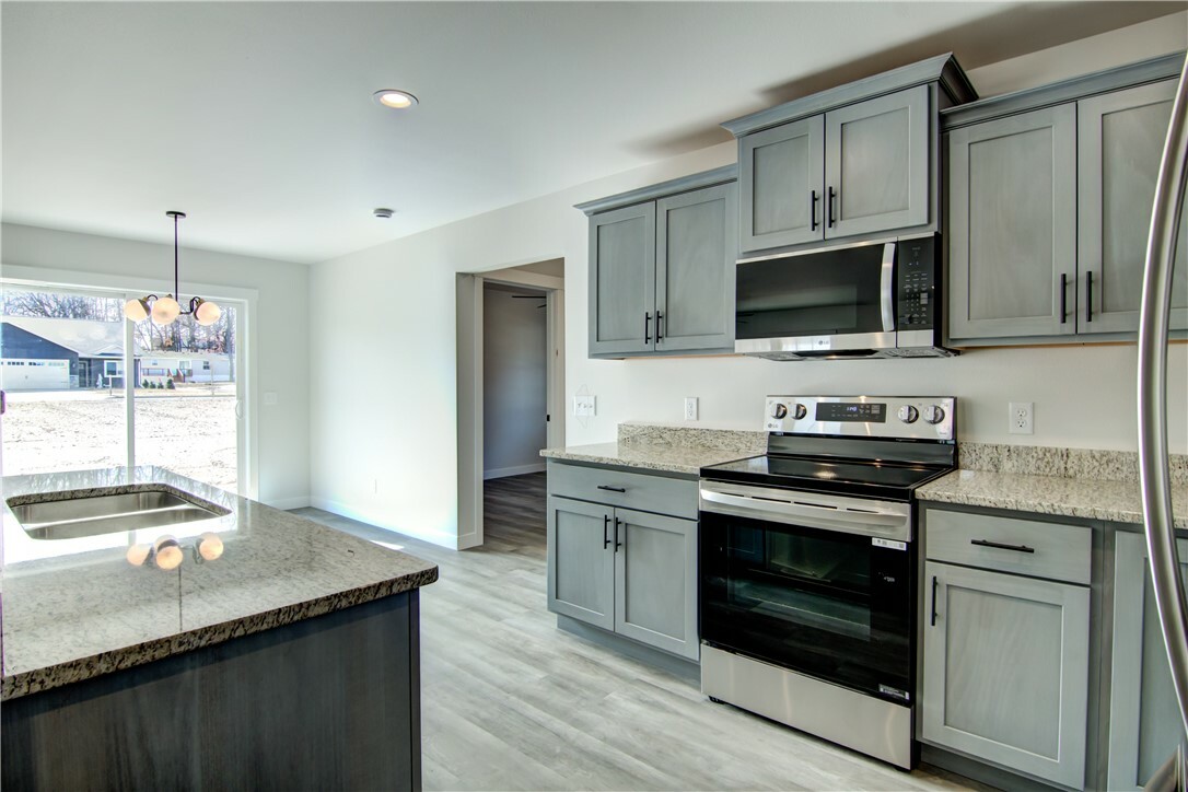 Property Photo: 1710 Dorret Road WI 54703